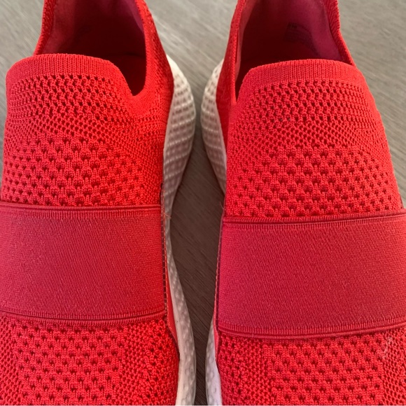 Steve Madden Red Ritz Slio On Sneakers - Picture 4 of 13